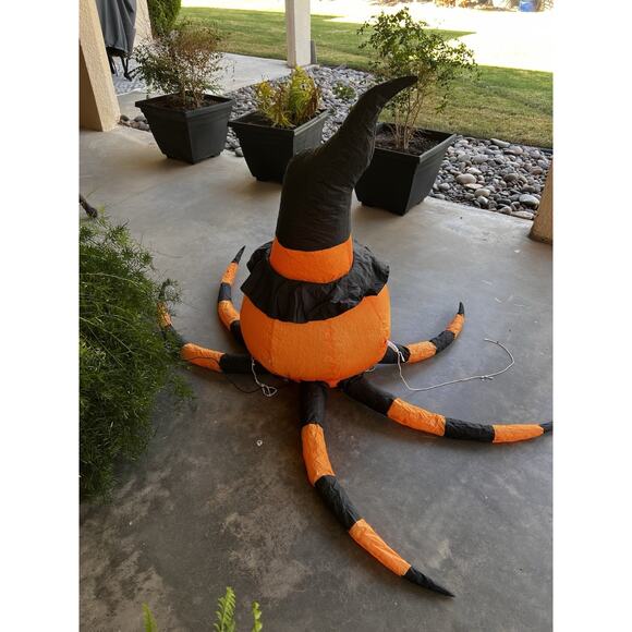 Gemmy Halloween Spider with Witch Hat Airblown Inflatable Yard Decor 5 ft Wide - Picture 6 of 6